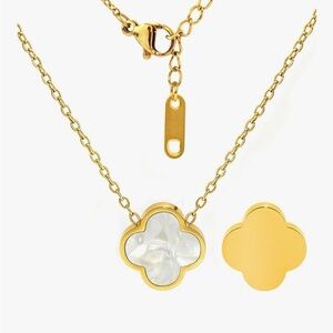 Elegant Gold and White Clover Pendant Necklace NWOT